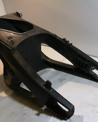 FORCELLONE POSTERIORE YAMAHA YZF-R1 5VY2211000 USA