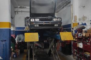 Sollevatore auto officina