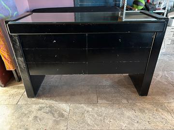 scrivania artigianale in legno