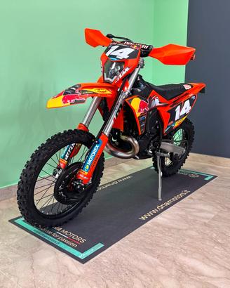 Ktm EXC 300 My2025 - Accessoriata e finanziabile