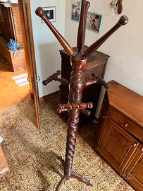 Attaccapanni in legno