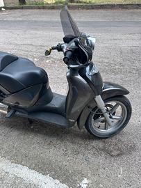 Scarabeo 250
