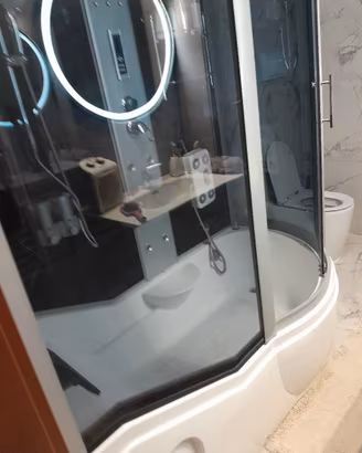 Vasca mobile + doccia acessioriata con radio fm 