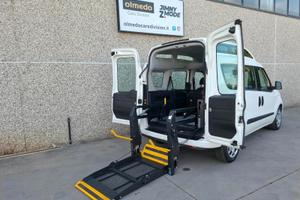 Fiat Doblò TRASPORTO DISABILI Tetto Alto