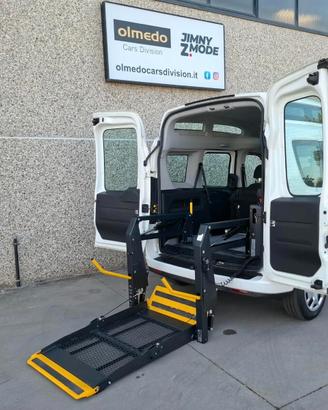 Fiat Doblò TRASPORTO DISABILI Tetto Alto