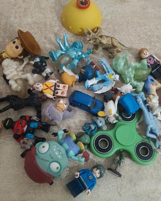 Lotto pupazzetti e mini figure miste 