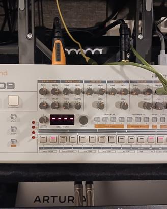 roland tr 09 