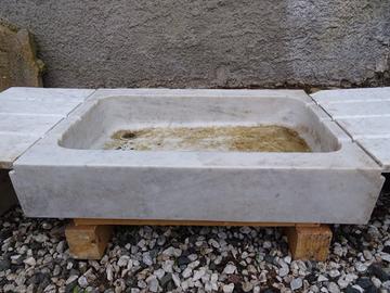 LAVELLO IN MARMO DI CARRARA ANTICO