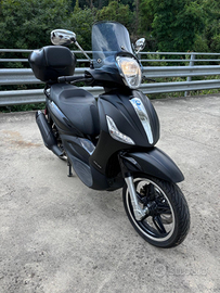 Piaggio Beverly 350 Police