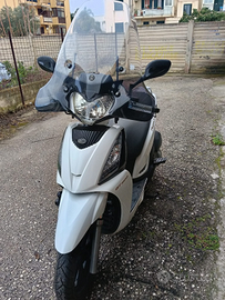 Kymco people 200 gt
