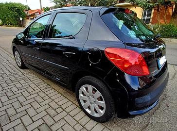 Peugeot 207 GPL 5 porte, 2009, 119000 km