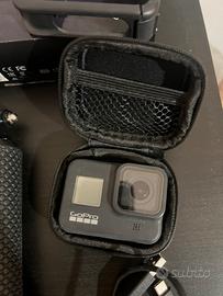 Go pro hero 8 black + accessori