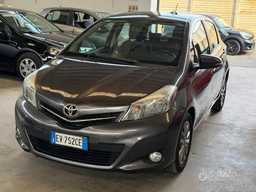 Toyota Yaris 1.0 5 porte Lounge