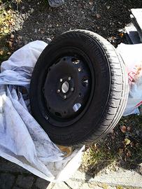 cerchioni per skoda fabia con gomme come in foto