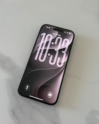 Iphone 15 pro piu accessori