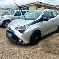 Toyota Aygo 1.0 VVT-i 72 CV 5 porte x-cool