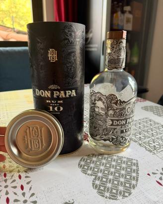 Don papa bottiglia vuota