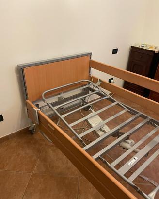 Letto e poltrona motorizzati
