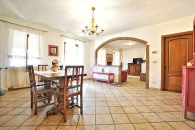CASA INDIPENDENTE A LIVORNO FERRARIS