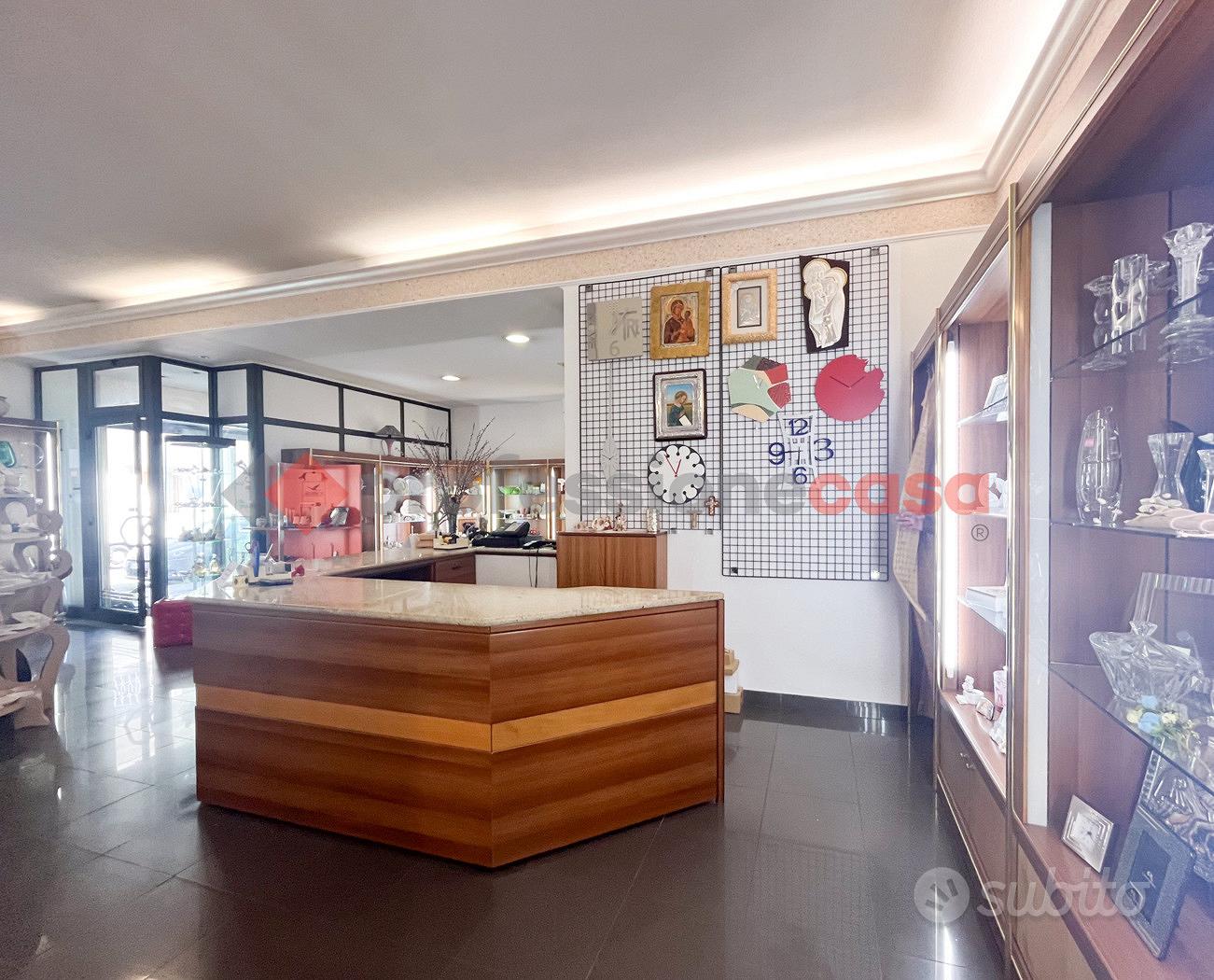 Negozio San Filippo del Mela [#prof401 VCG] - Altro