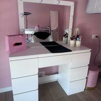 Postazione trucco + poltrona