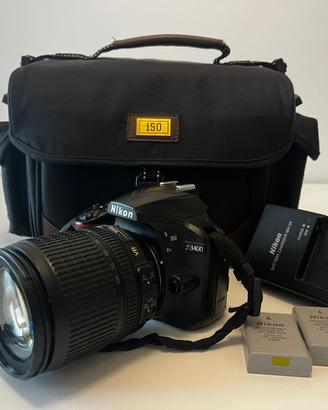 Nikon D3400 obiettivo 18-105 con borsa e batterie