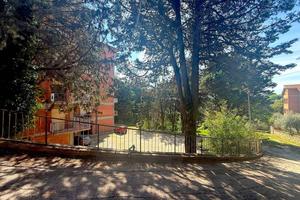 Appartamento di 107 m² con 3 locali e box auto a C