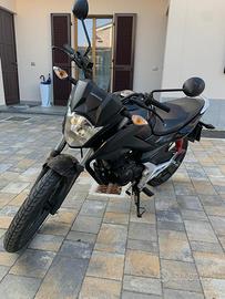Honda cb125 f 2016