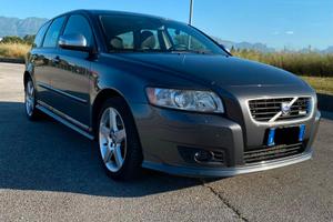 Volvo V50 D5 r-design