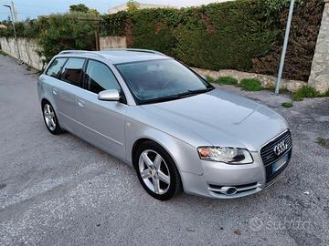 Audi A4 2.0 TDI Avant Top S-Line 140 CV - NUOVA