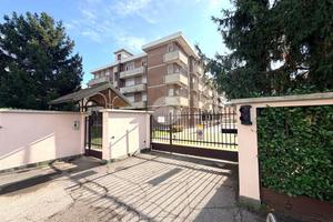 BOX A CERNUSCO SUL NAVIGLIO