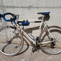 Bici da corsa Pinarello 