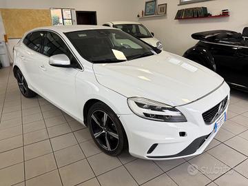 Volvo V40 D3 R-design Momentum