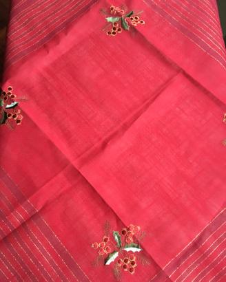 Centro Tavola tovaglia di NATALE Rossa cm90x90