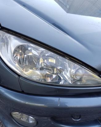 Proiettore destro PEUGEOT 206 del 2007