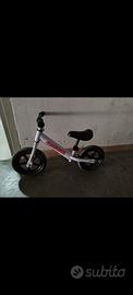bicicletta senza pedali