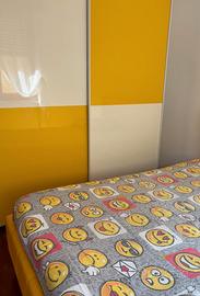 Armadio e letto 1 una piazza emmezza  