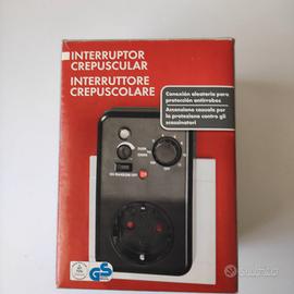 Interruttore Crepuscolare con Timer Nuovo