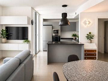 Appartamento di 115 m² con 4 locali e box auto a M