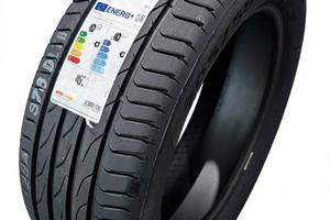 2 Pneumatici 205/55 R16 Pirelli Powergy 2