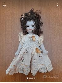 Bambolina pocellana Capo di Monte 