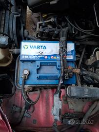 BATTERIA AUTO VARTA B18 BLUE DYNAMIC 12V 44Ah 440A