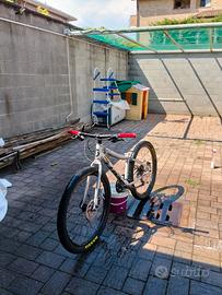 scott scale 26 rigid fatta da wheelie 
