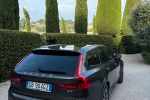 Volvo V90 Cross Country