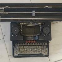Macchina da scrivere Torpedo