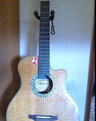 Classica ROK AXE Preamplificata