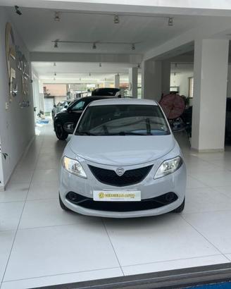 LANCIA Ypsilon 1.2 69 CV 5 porte Gold tua da €99