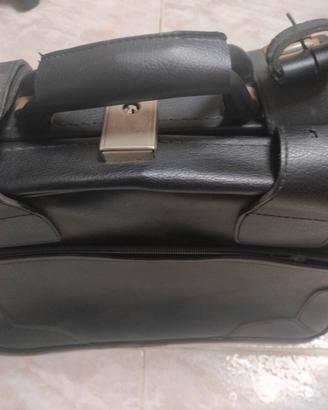 valigia in pelle  vintage 