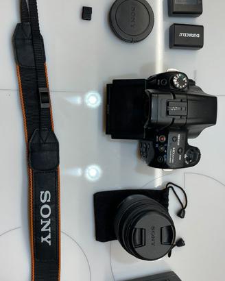 Sony Alpha A37 + Obiettivo 18-55mm + 2 Batterie