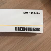 Modellino autogrù LIEBHERR